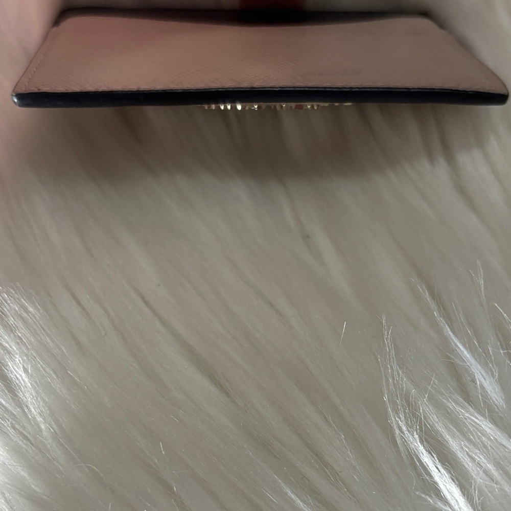 Kate Spade Two-Tone Black & Taupe Cardholder - Picture 3 of 12